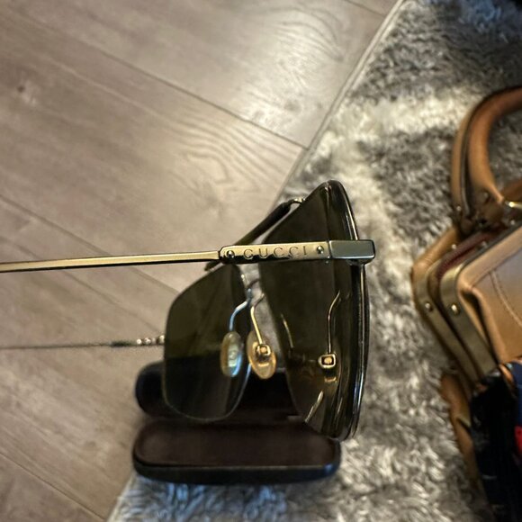 Gucci Sunglasses - Picture 3 of 6
